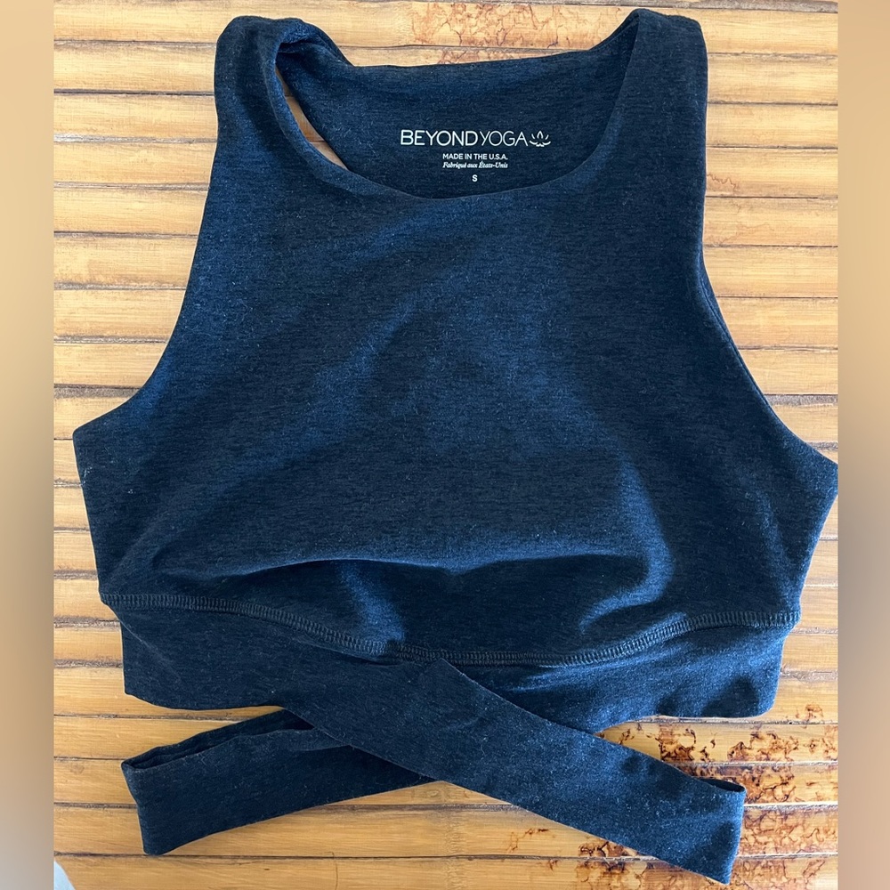 Beyond Yoga Super Soft Yoga Bralette Wrap Crop Top Black